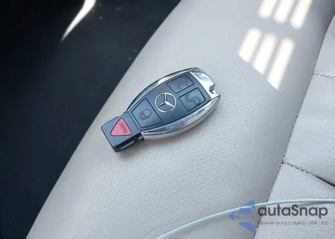 2013 Mercedes-Benz E 350 4Matic from USA, damaged, VIN WDDHH8JBXDA694860